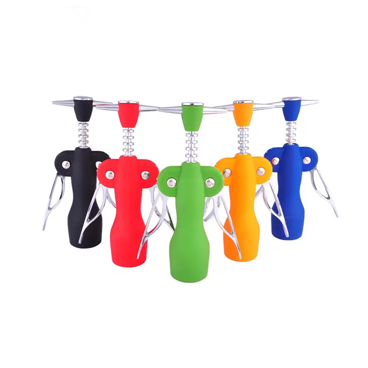 ປີກຄູ່ມື Corkscrew ເຫລົ້າທີ່ເຮັດຈາກມື
